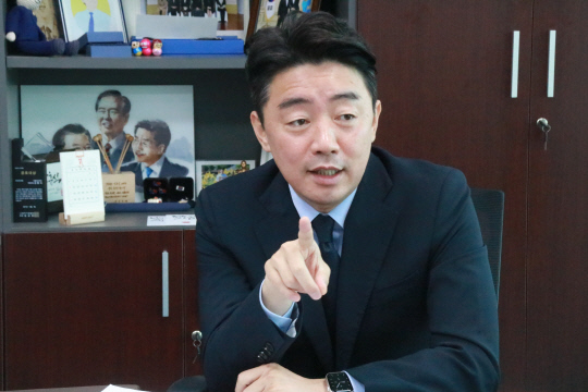 강훈식 더불어민주당 의원. <강훈식 더불어민주당 의원실 제공>